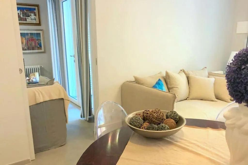 Appartamento Casa Mando With Terrace And Jacuzzi Taormina