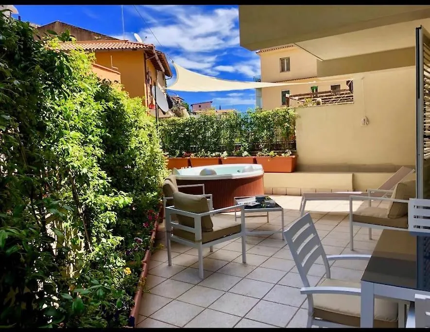 Appartamento Casa Mando With Terrace And Jacuzzi Taormina 0*,  Italia