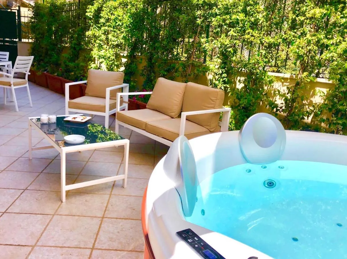 Casa Mando With Terrace And Jacuzzi Διαμέρισμα Ταορμίνα 0*,