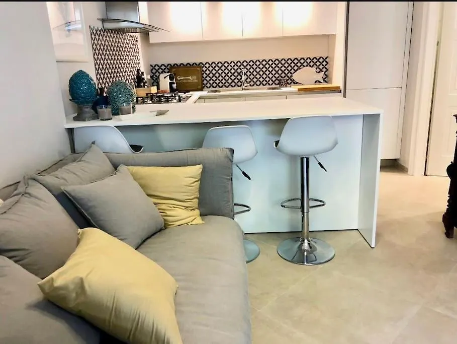 Casa Mando With Terrace And Jacuzzi Διαμέρισμα Ταορμίνα